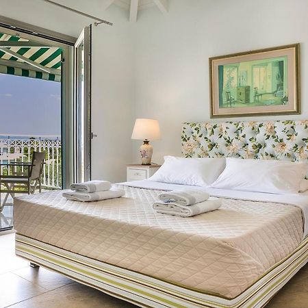 Afrodite Luxury Villa Svoronata Ngoại thất bức ảnh
