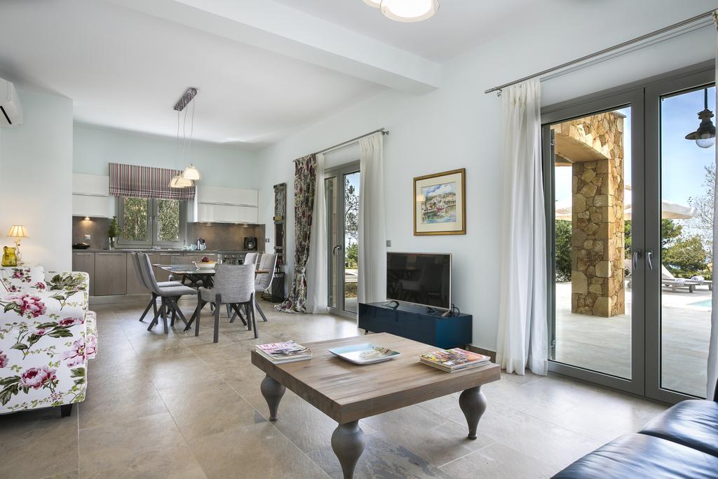 Afrodite Luxury Villa Svoronata Ngoại thất bức ảnh