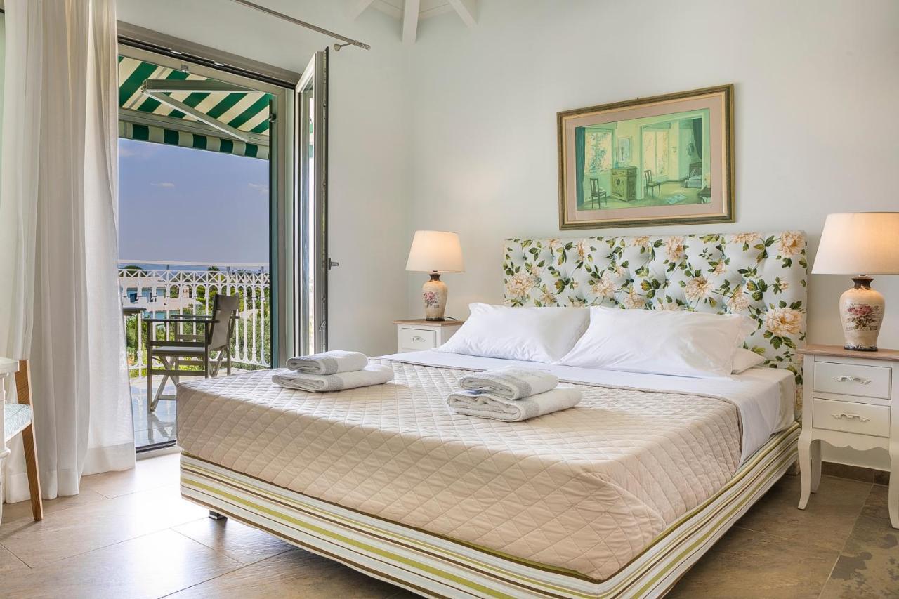 Afrodite Luxury Villa Svoronata Ngoại thất bức ảnh
